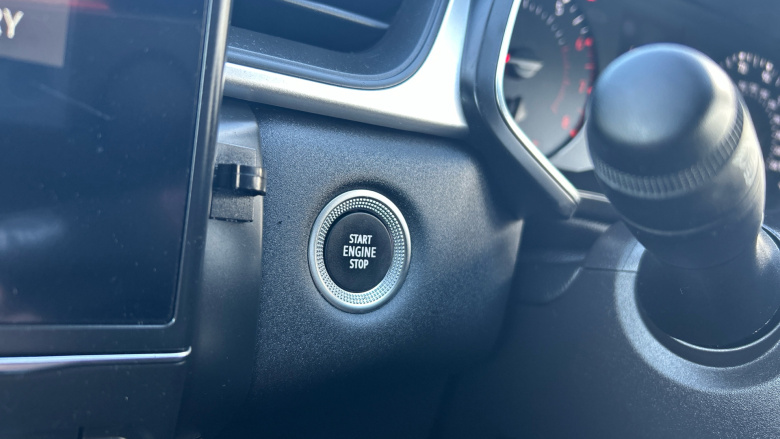 Renault Captur 1.0 TCE 90 SE Limited 5dr Petrol Hatchback